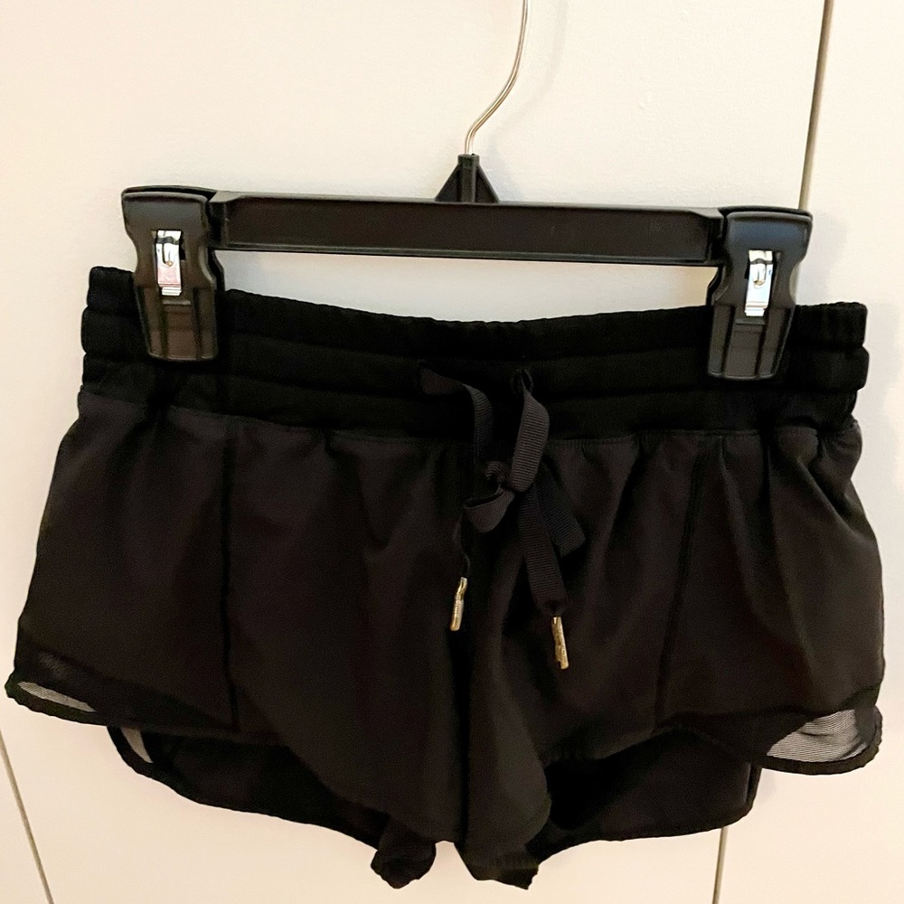 Lululemon Athletica black shorts size 4